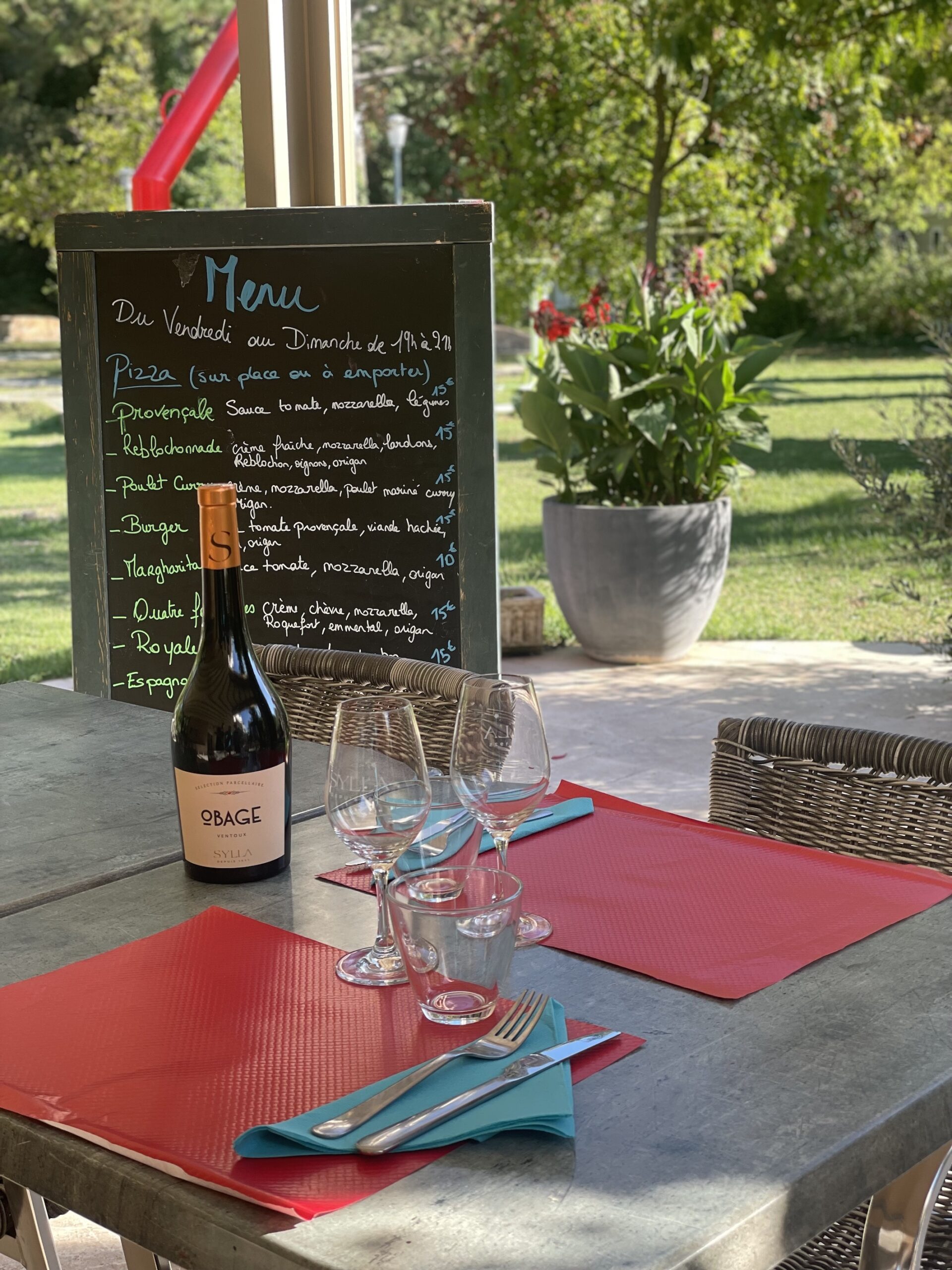 Au_Tylo_Soleil_Camping_Forcalquier_Brasserie_web